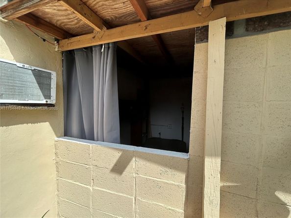 3806 SW 84th Ave 17E, Miami FL 33155