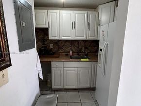 3806 SW 84th Ave 17E, Miami FL 33155