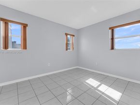 8280 Sunrise Lakes Blvd 301, Sunrise FL 33322