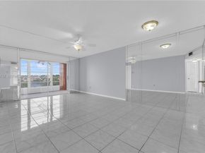 8280 Sunrise Lakes Blvd 301, Sunrise FL 33322