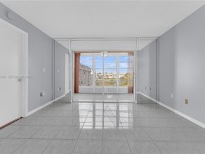 8280 Sunrise Lakes Blvd 301, Sunrise FL 33322