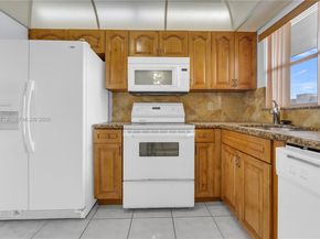 8280 Sunrise Lakes Blvd 301, Sunrise FL 33322