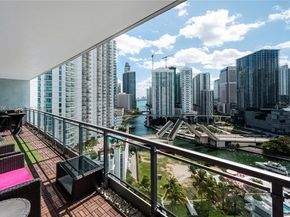 90 SW 3rd St 2116, Miami FL 33130