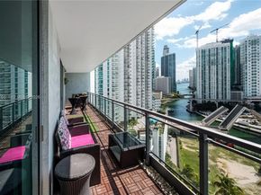 90 SW 3rd St 2116, Miami FL 33130