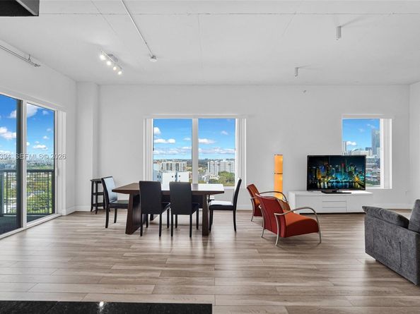 10 SW South River Dr 1615, Miami FL 33130