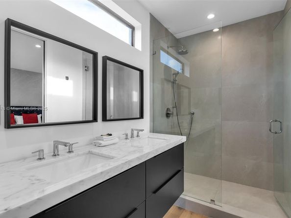 3174 SW 23rd TER, Miami FL 33145
