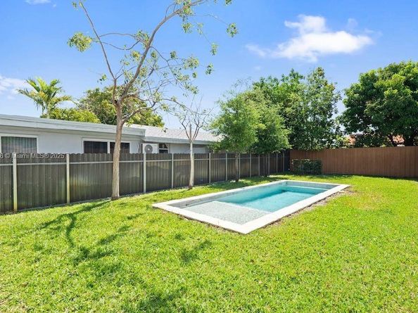 3174 SW 23rd TER, Miami FL 33145