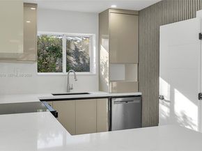 6540 SW 25th St, Miami FL 33155