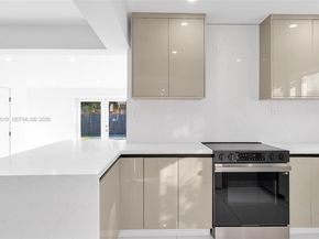 6540 SW 25th St, Miami FL 33155