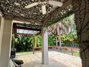 8080 NW 126th Ter, Parkland FL 33076