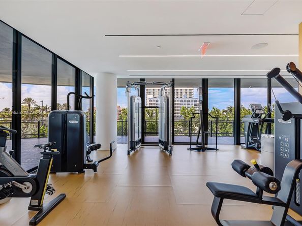 8701 Collins Ave 904, Miami Beach FL 33154