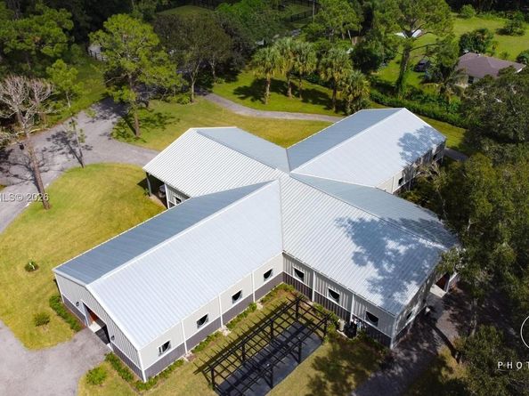 Undisclosed Address #A11950388, Loxahatchee FL 33470