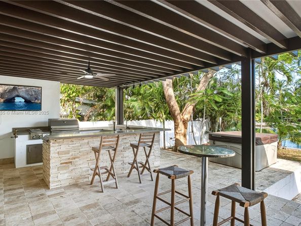 12545 Palm Rd, North Miami FL 33181