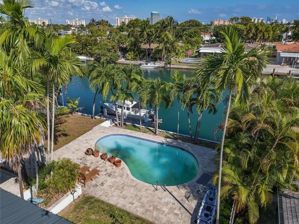 12545 Palm Rd, North Miami FL 33181