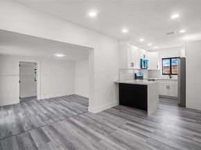1426 NW 28th St, Miami FL 33142