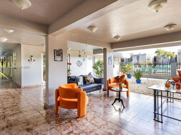 3181 SW 13th St 407, Miami FL 33145