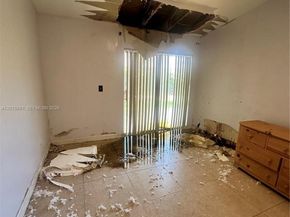 472 SE 22nd Dr, Homestead FL 33033
