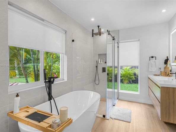 7560 SW 144th St, Palmetto Bay FL 33158