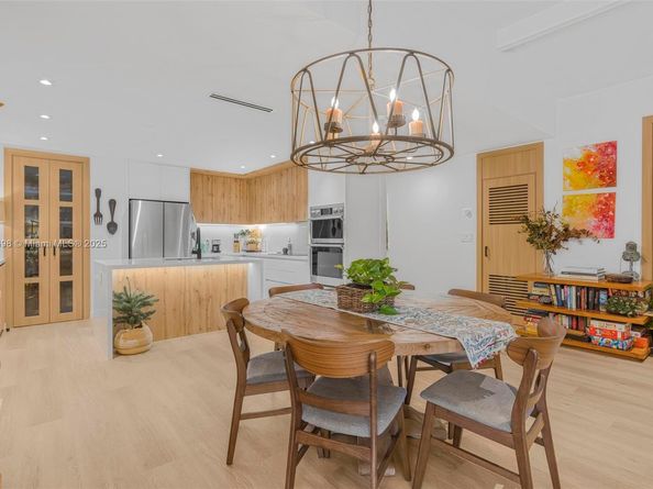 7560 SW 144th St, Palmetto Bay FL 33158