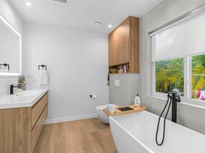 7560 SW 144th St, Palmetto Bay FL 33158