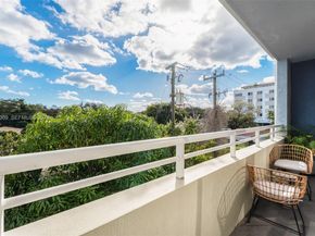 3250 Grand Avenue 306, Miami FL 33133