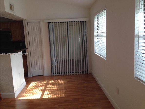 15689 SW 106th Ln 702, Miami FL 33196