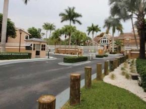 15689 SW 106th Ln 702, Miami FL 33196