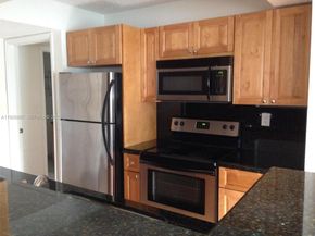 15689 SW 106th Ln 702, Miami FL 33196