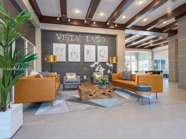 15689 SW 106th Ln 702, Miami FL 33196