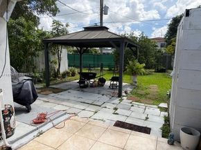 832 E 20th St, Hialeah FL 33013