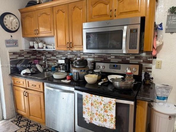 832 E 20th St, Hialeah FL 33013