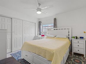 10834 N Kendall Dr X12, Miami FL 33176