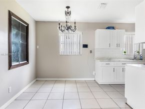 6528 SW 26th St, Miramar FL 33023
