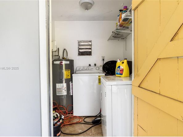 6528 SW 26th St, Miramar FL 33023
