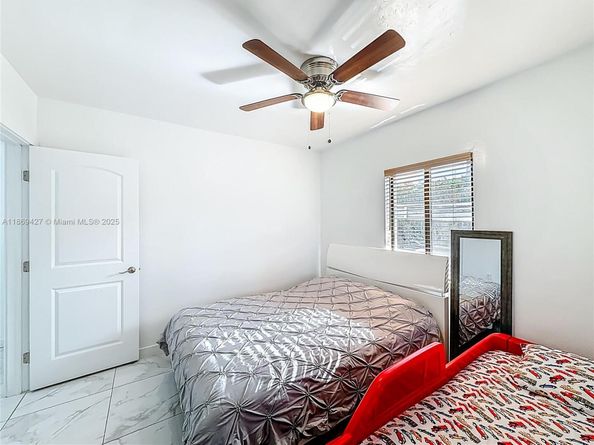 10045 SW 172nd St, Miami FL 33157