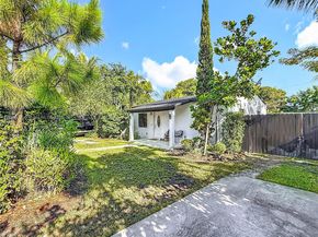 10045 SW 172nd St, Miami FL 33157
