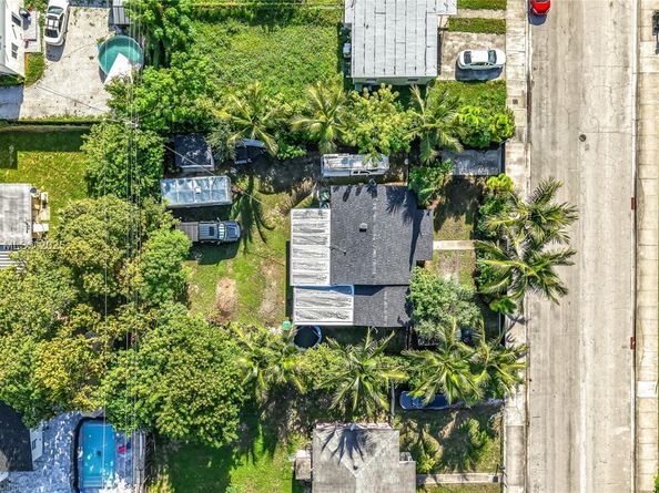 10045 SW 172nd St, Miami FL 33157