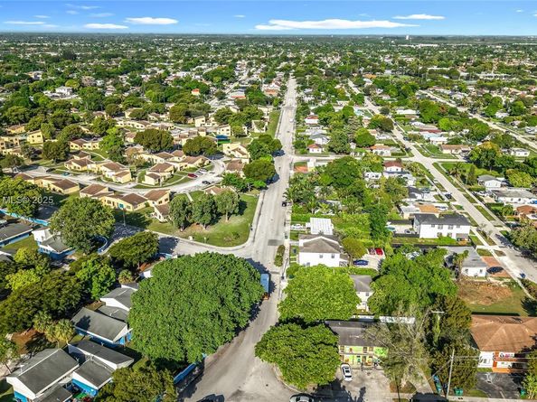 10045 SW 172nd St, Miami FL 33157