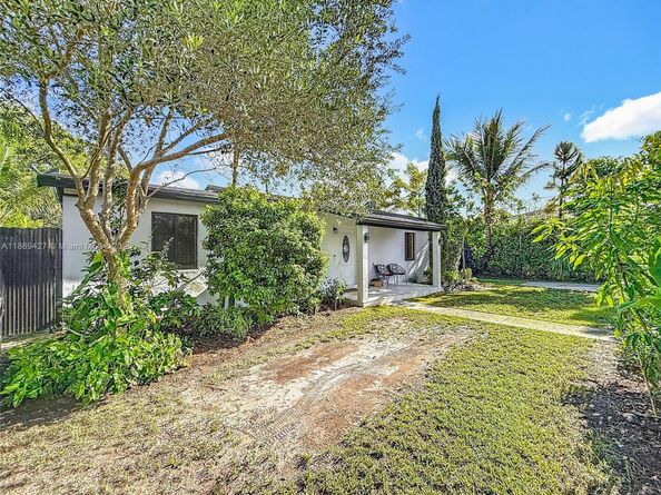 10045 SW 172nd St, Miami FL 33157