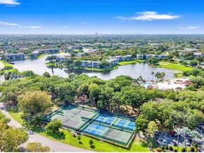 1520 Whitehall Dr 101, Davie FL 33324