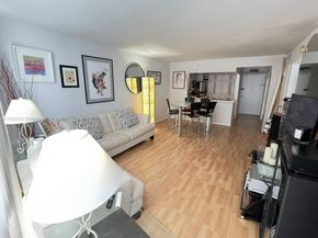 1228 West Ave 911, Miami Beach FL 33139
