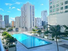 690 SW 1st Ct 1032, Miami FL 33130