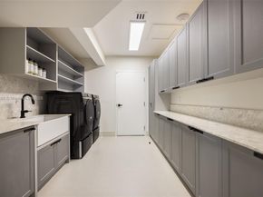 110 Holiday Dr, Hallandale Beach FL 33009