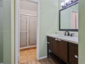1141 SW 111th Way, Davie FL 33324