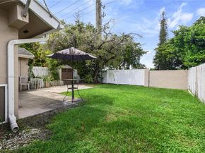 1141 SW 111th Way, Davie FL 33324