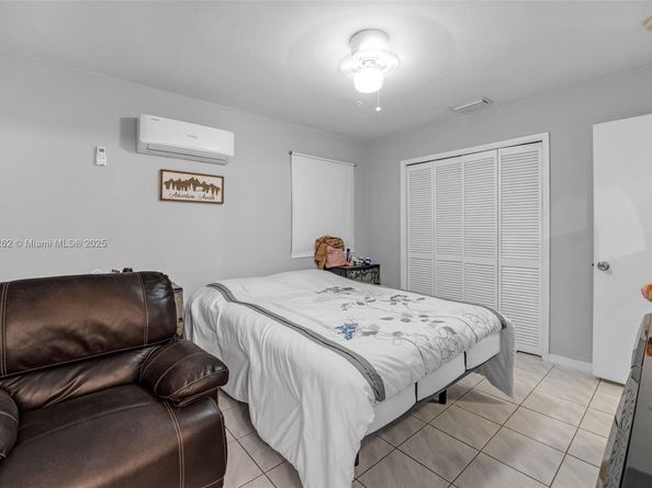 9835 SW 85th St, Miami FL 33173