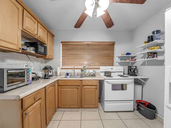 9835 SW 85th St, Miami FL 33173