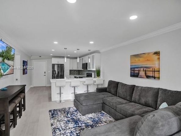 2900 N Banyan St 101, Fort Lauderdale FL 33316