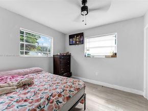 538 NW 11th St, Homestead FL 33030