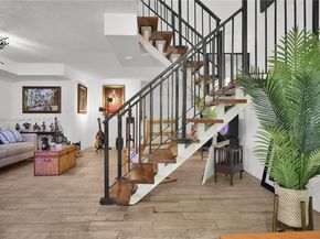 1131 SW 104th Ct, Miami FL 33174